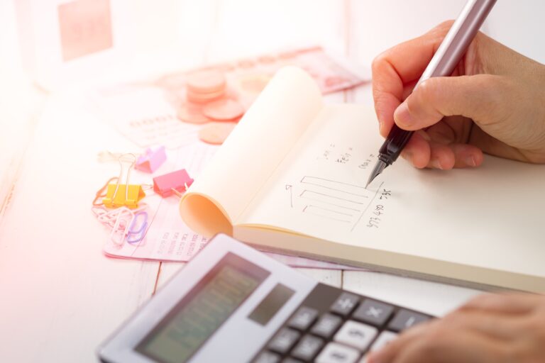 Four Ways to Help Yourself With Your Annual Accounts